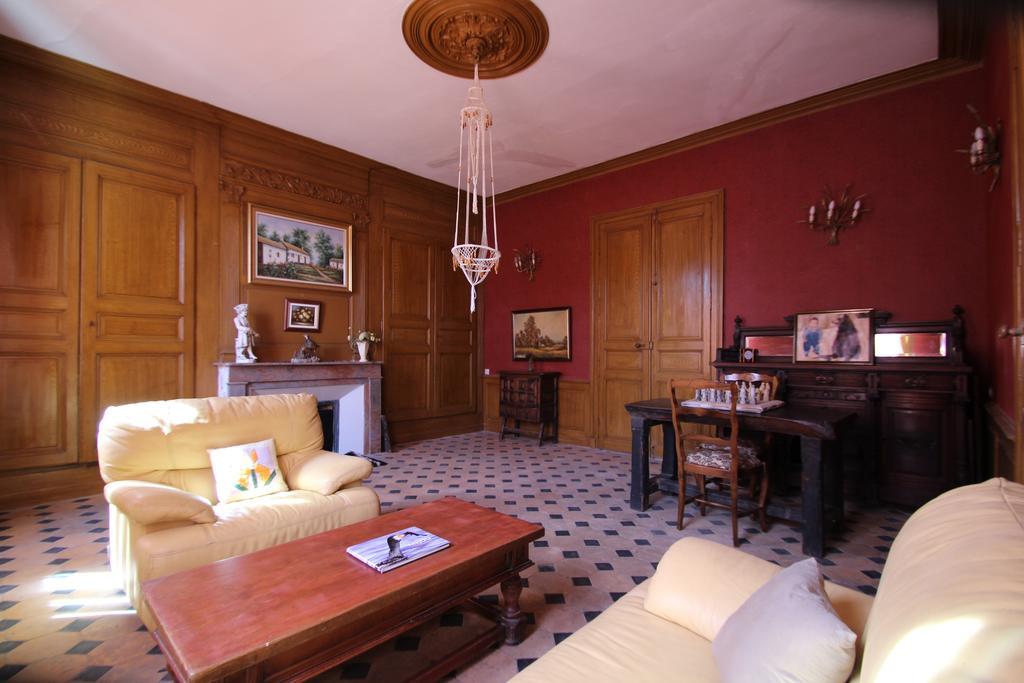Bed and Breakfast Domaine Des Roses Vaudelnay Zewnętrze zdjęcie