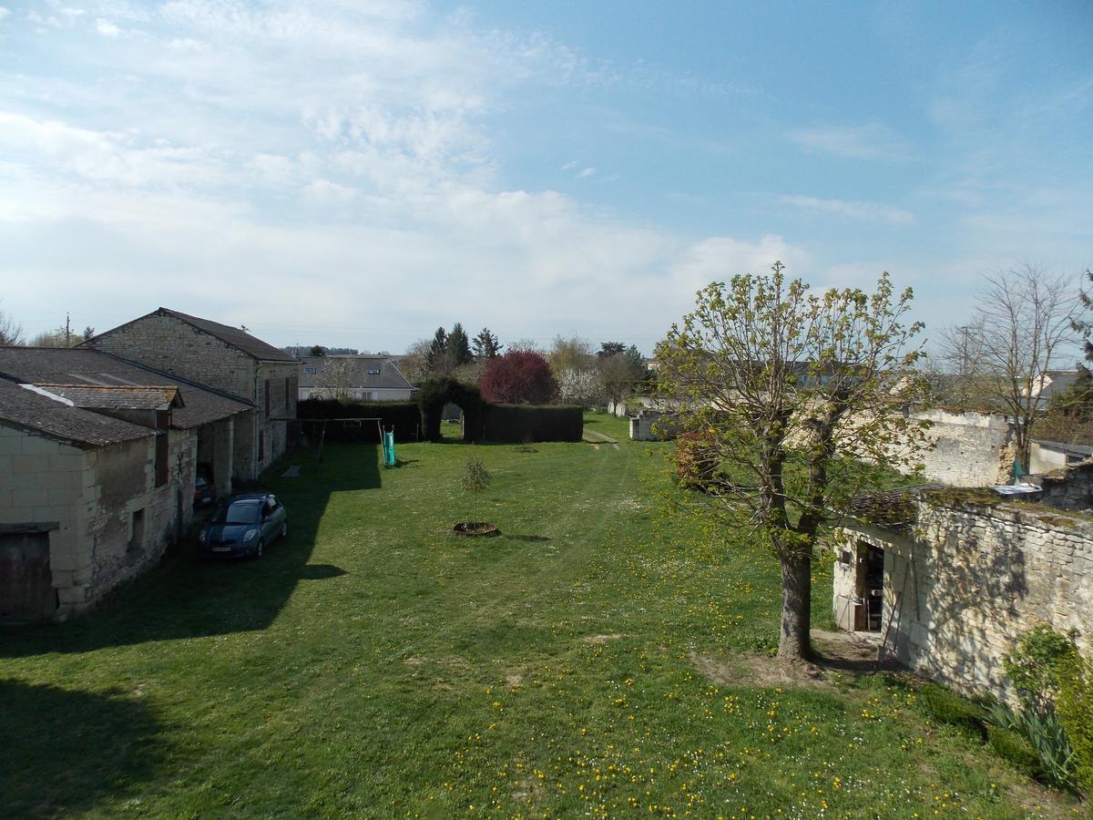 Bed and Breakfast Domaine Des Roses Vaudelnay Zewnętrze zdjęcie